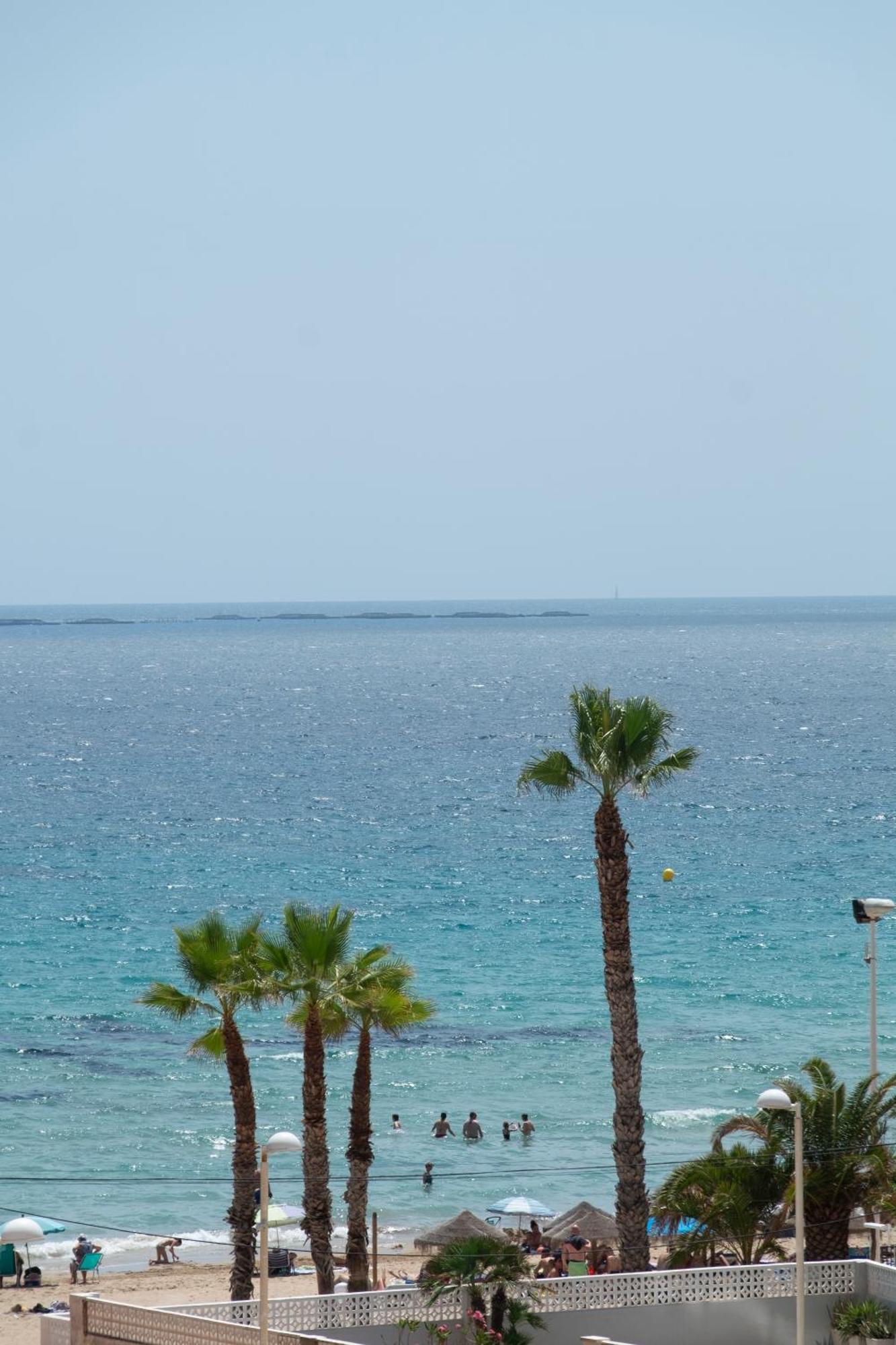 Moderno Con Vista Al Mar, Piscina, Parking Apartment